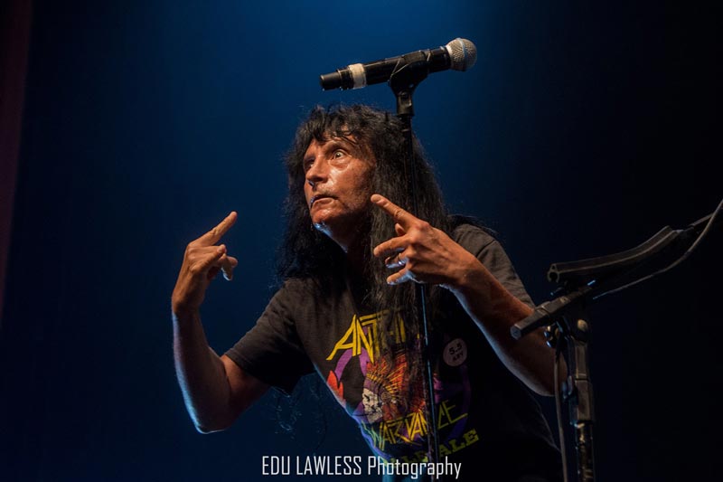 Joey Belladonna mandou bem nos antigos clássicos e nas músicas recentes | Foto: Edu Lawless